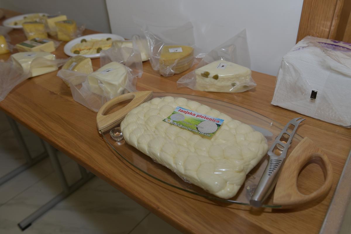 TIKA i Mljekari RS